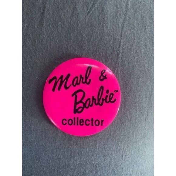 Rare VINTAGE 90s Marl & Barbie collector pin B htf Barbie’s - Picture 2 of 5